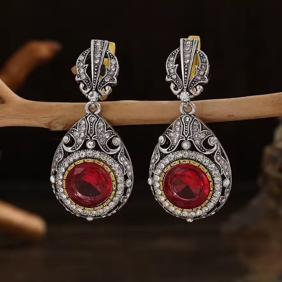 Red Crystal Teardrop Earrings | Elegant Statement Look - Picture 10 of 10